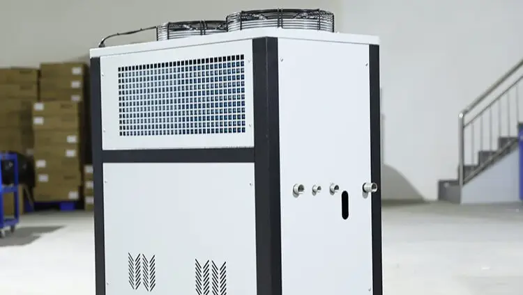 Water Chillers, Coolers & Heat Pumps