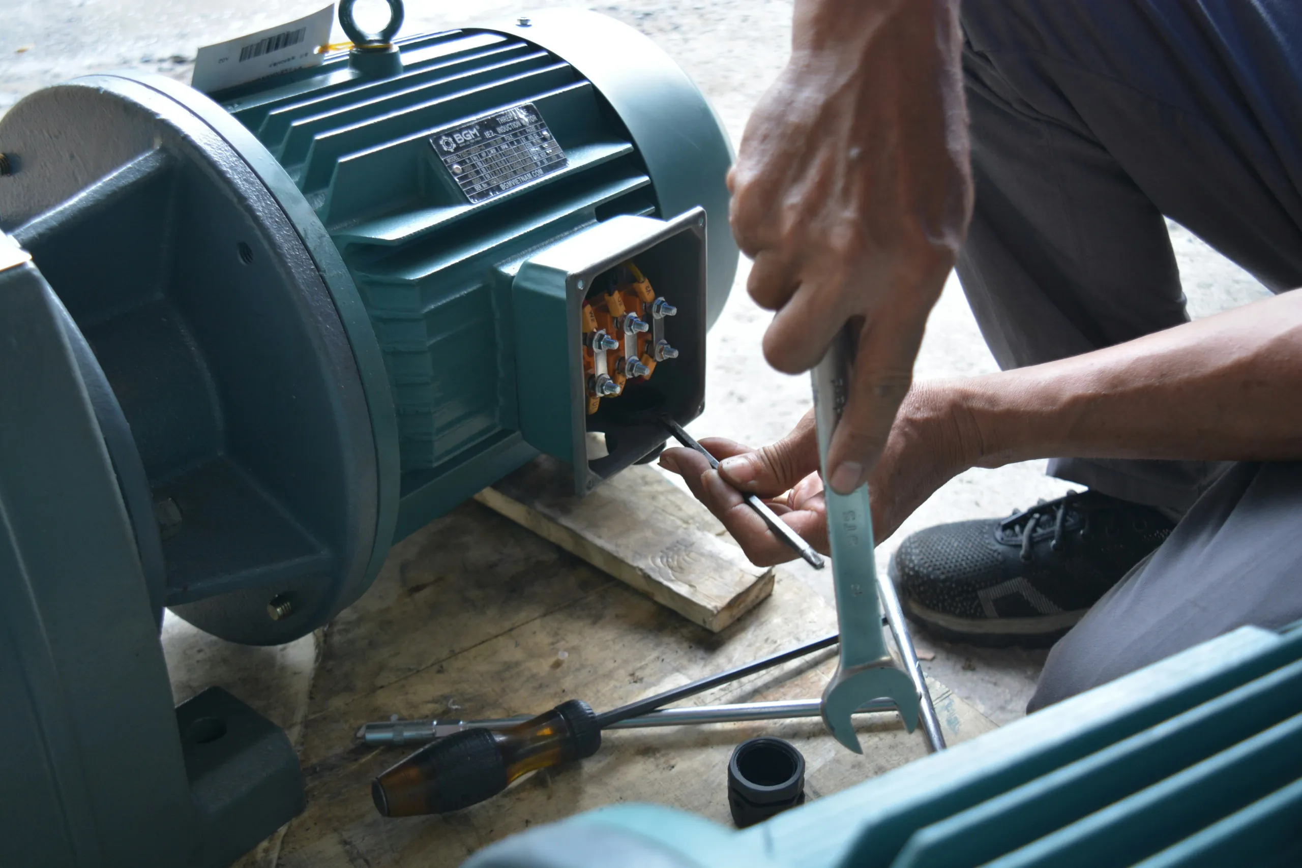 AC Chillers & Cold Rooms Maintenance